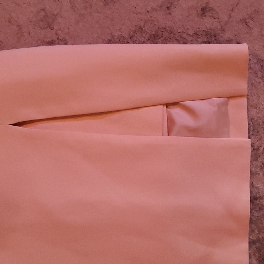 White House Black Market Skirt - Picture 2 of 9